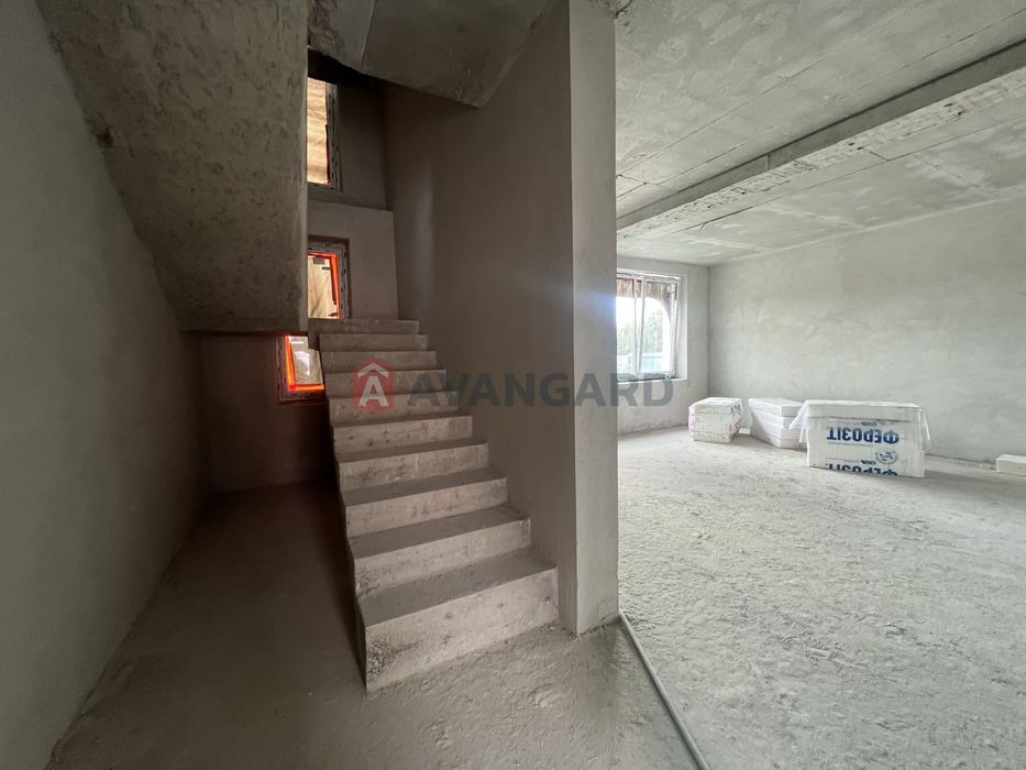 Продаж будинку | КМ SMARAGD TOWN | Бартатів