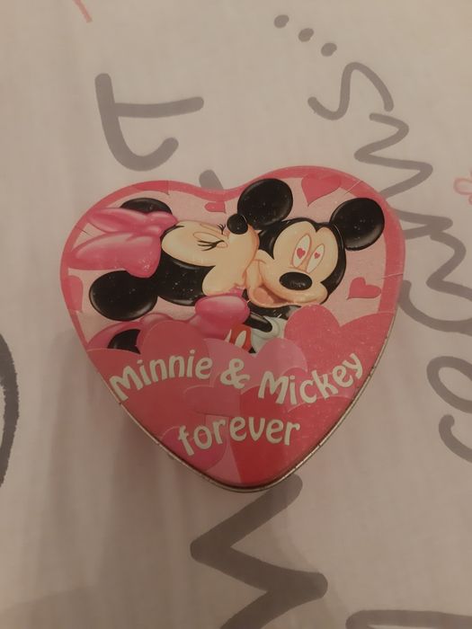 Caixa coração Minnie e Mickey