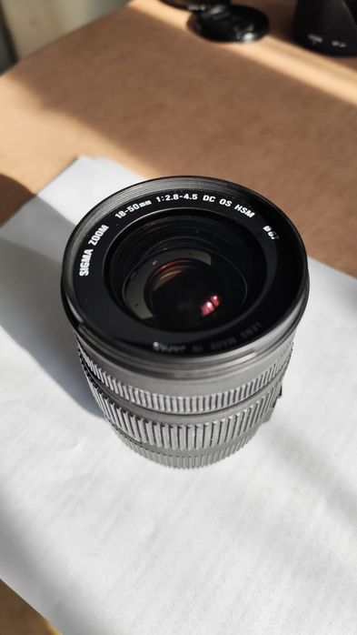 Sigma 18-50   2.8-4.5 DC OS  HSM