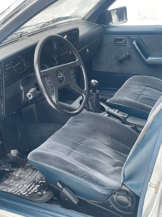 Opel senator 2.2 инжектор