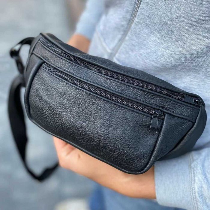 Шкіряна якісна бананка чоловіча/жіноча сумка чорна з натуральної шкіри