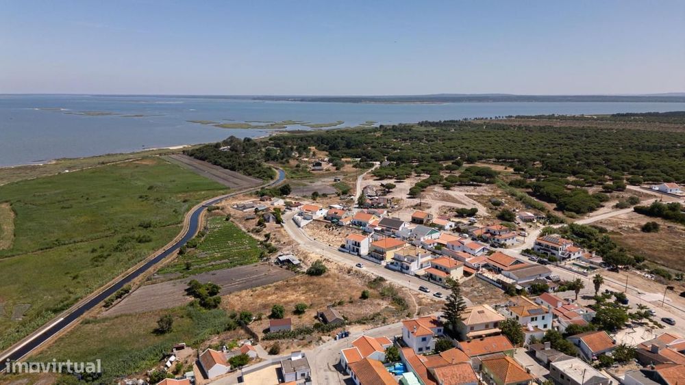 Moradia Isolada T2 com jardim, Carrasqueira, Alcacer do Sal