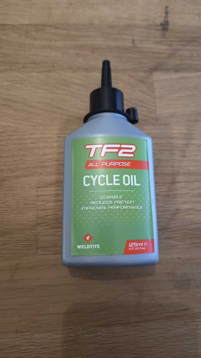 Oliwka do łańcucha rowerowego Weldtite TF2 All Purpose Cycle Oil - 125 ml