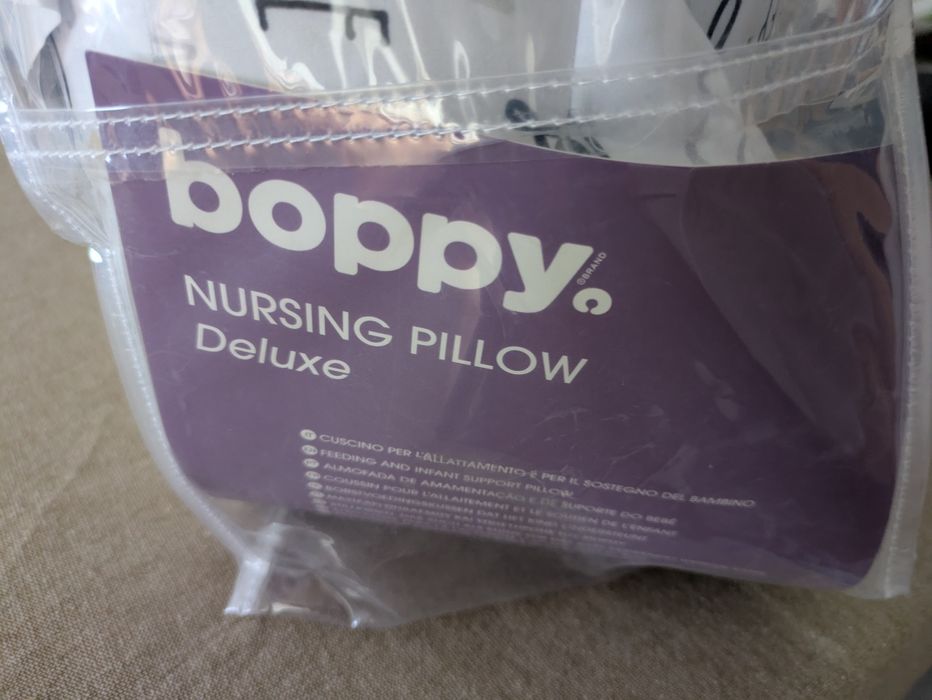 Almofada de amamentação Boppy Deluxe Nova