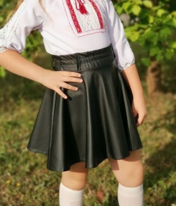 Спідничка на 1-2 клас