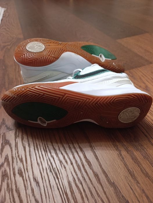 Кросівки Nike air Jordan Kyrie Irving  NBA