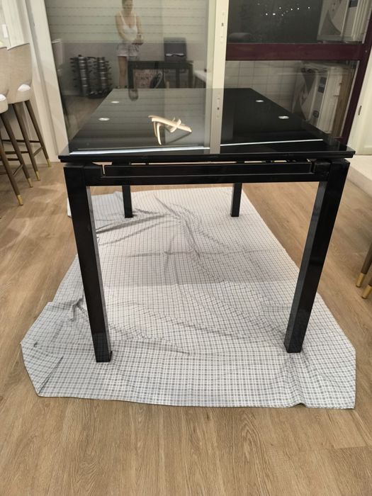 Mesa extensível de vidro temperado
