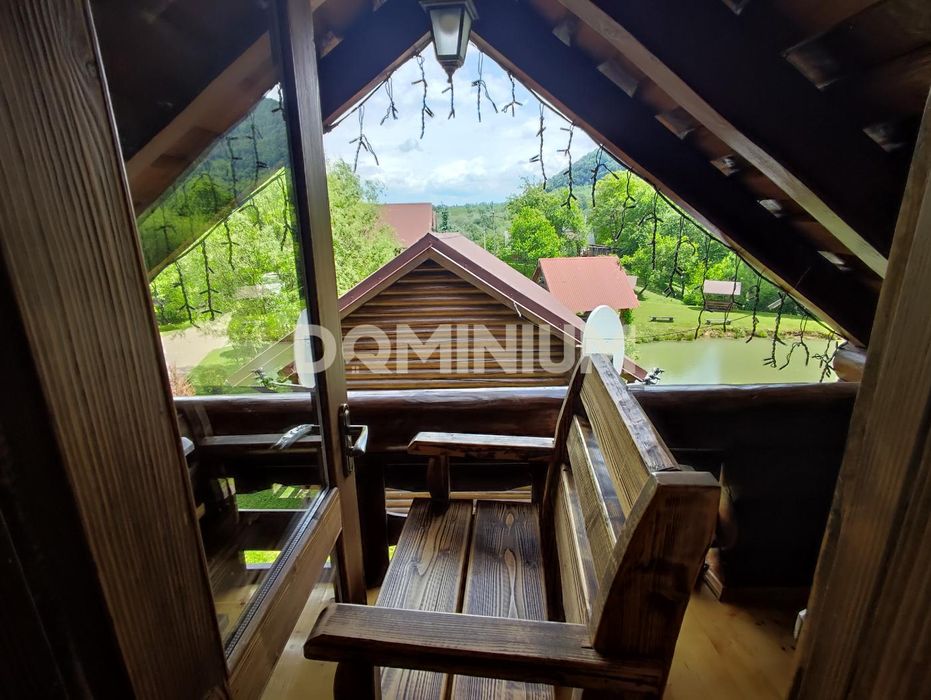 Продається відпочинковий комплекс в самому серці Карпат