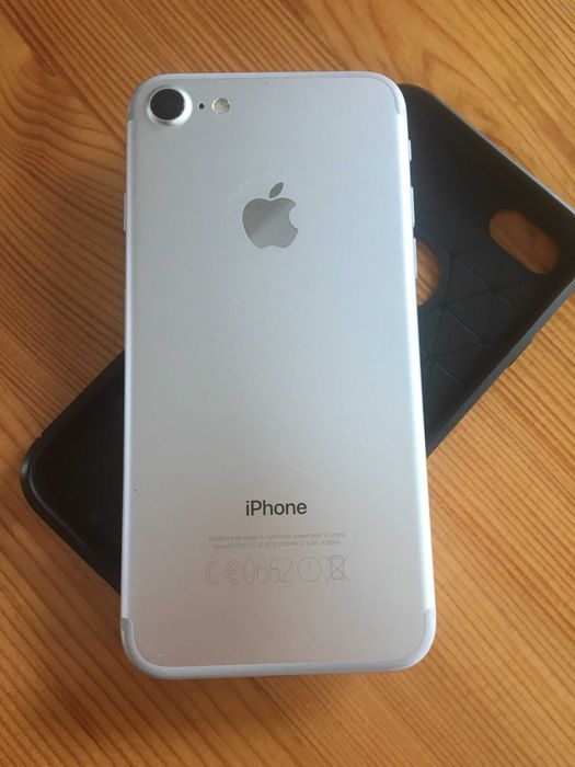 iPhone 7 srebrny 32 GB
