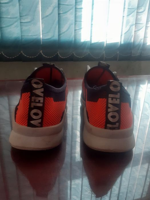 Продам макасіни .