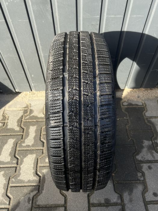 #Opona nexen 205/65/16C pojedynka