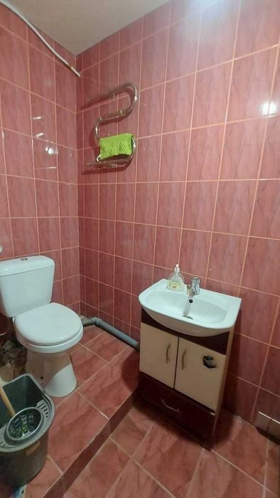 Продаю  приміщення по вул.Грушевського