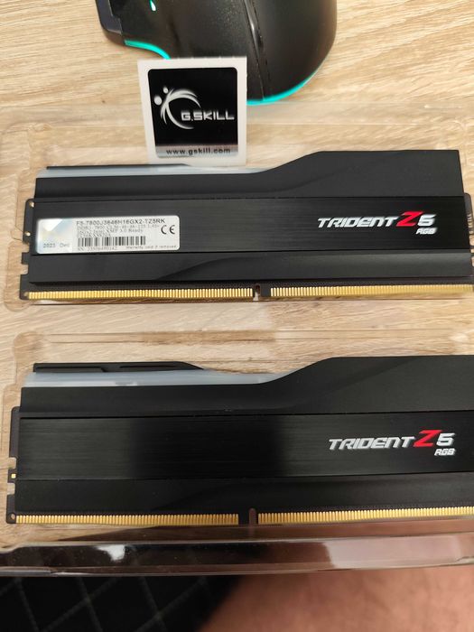 GSkill Trident Z5 RGB DDR5 32 GB 7800mhz CL36 F5-7800J3646H16GX2-TZ5RK