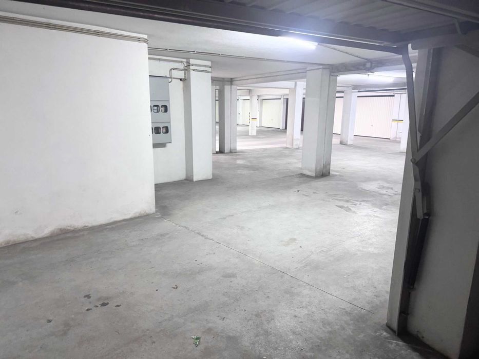 Vendo Garagem fechada Viana Castelo