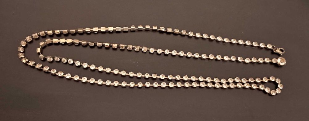 Cinto com pedras prateado