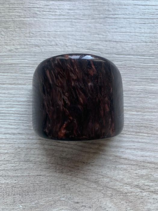 Elegancka  automatyczną spinkę do włosów