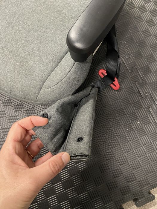 Assento Elevatório Auto Babify Isofix - Grupo 3 (22-36kg) - Como Novo