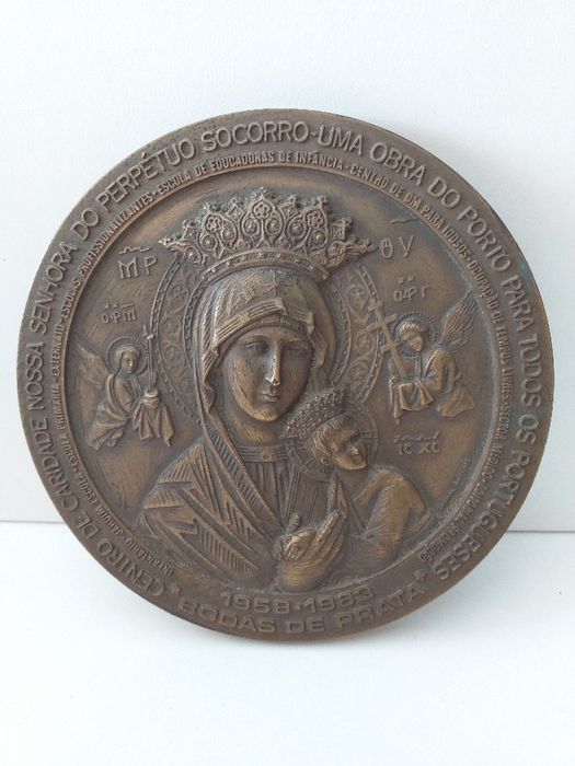 Medalhoes(Excelente medalhao para colecionadores)