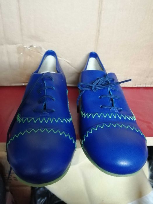 Sapato de mulher novo