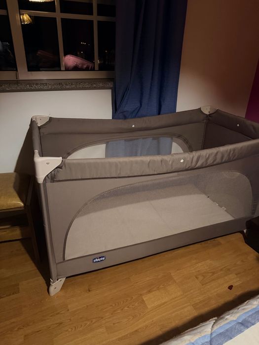 Cama de viagem Chico