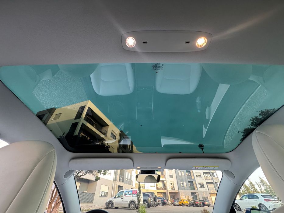 Tesla Model 3 Standard Range, Cx. A., 325cv