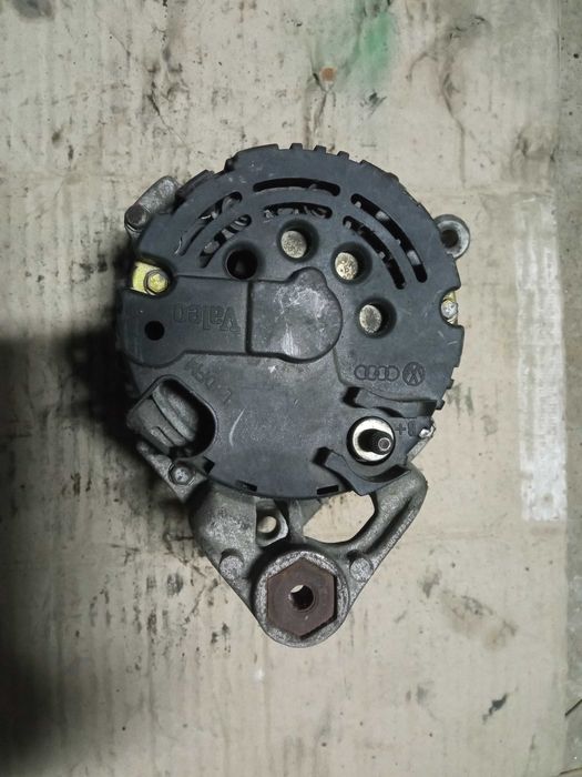Генератор Volkswagen B5 Plus 1.8T 14V 90A 06B 903016D Авторазборка