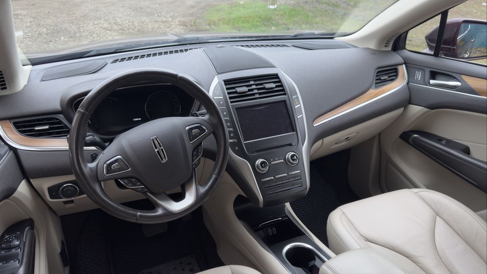 Lincoln MKC 2019
