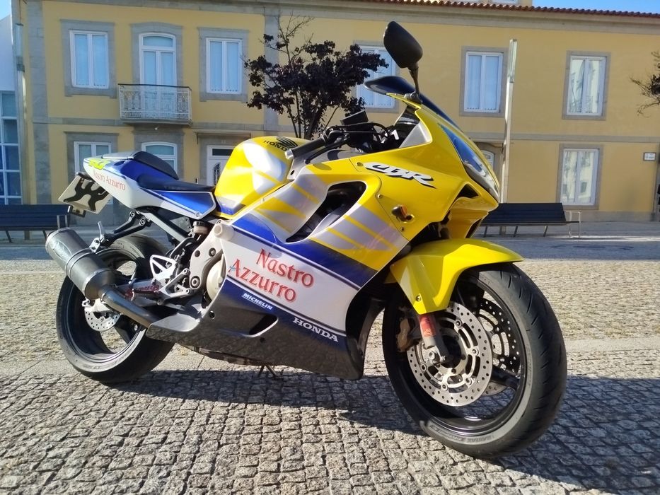 Honda CBR 600 FS edição limitada Rossi #46 Nastro Azzurro