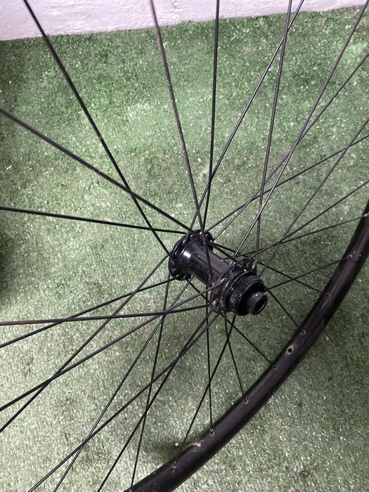 Roda Frente Completa Syncros Gravel