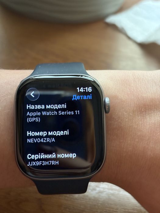 Apple watch series 11 46mm, S/M