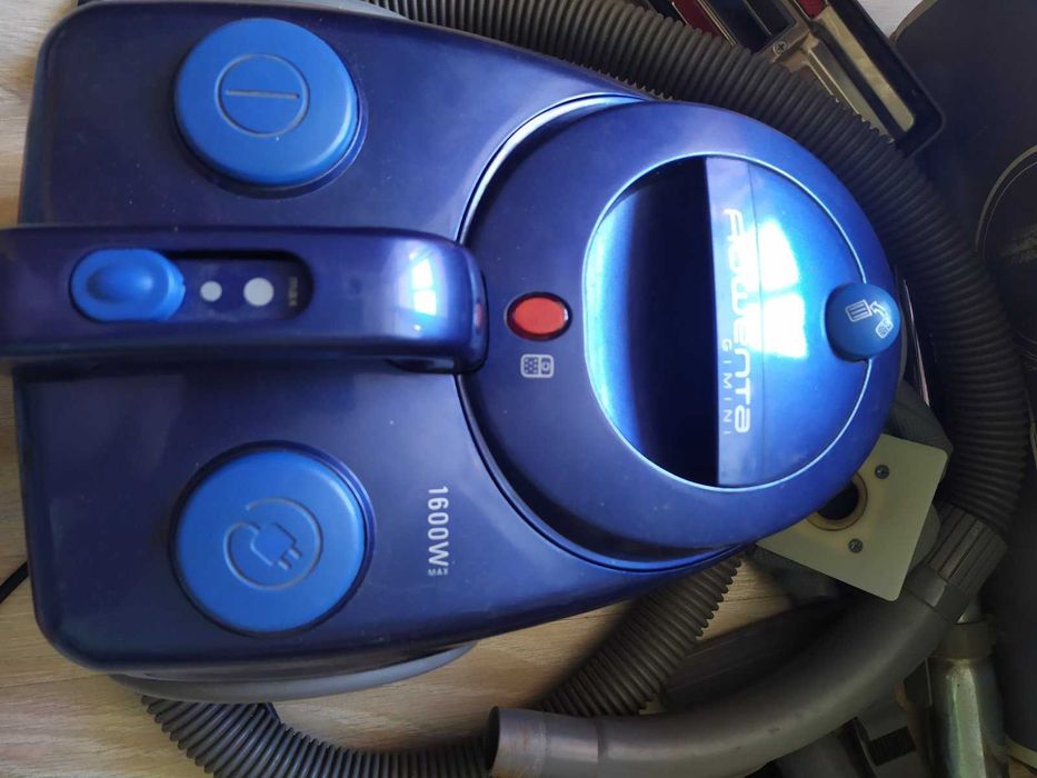 Продам пылесос Rowenta RO132121