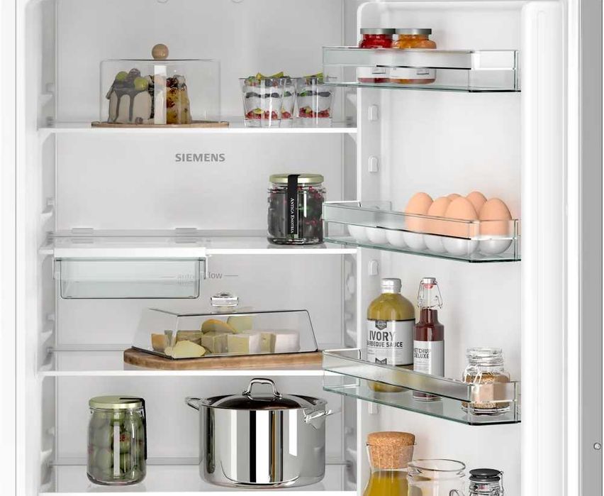 KI96N5SE0  Lodówka z dolnym zamrażalnikiem do zabudowy 193.5