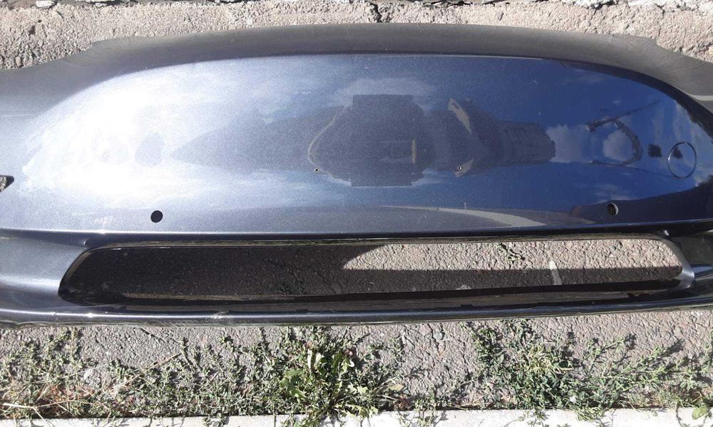 Tesla Model 3 бампер передній з отворами на парктоніки
