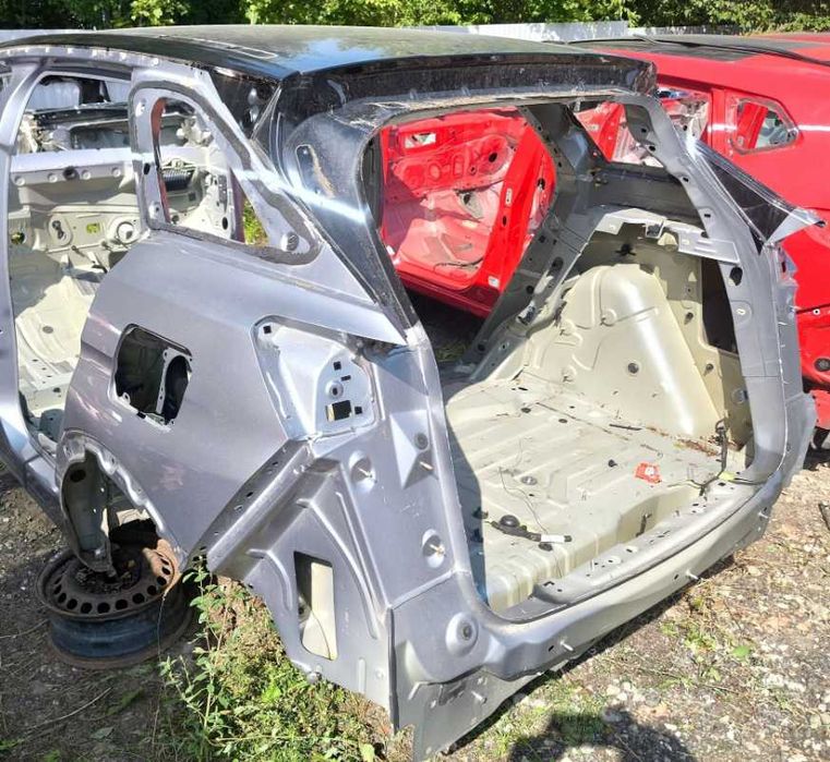 Четверть Крило заднє Peugeot 3008 - KTV KCA KWE EEGD EKLD KTGA