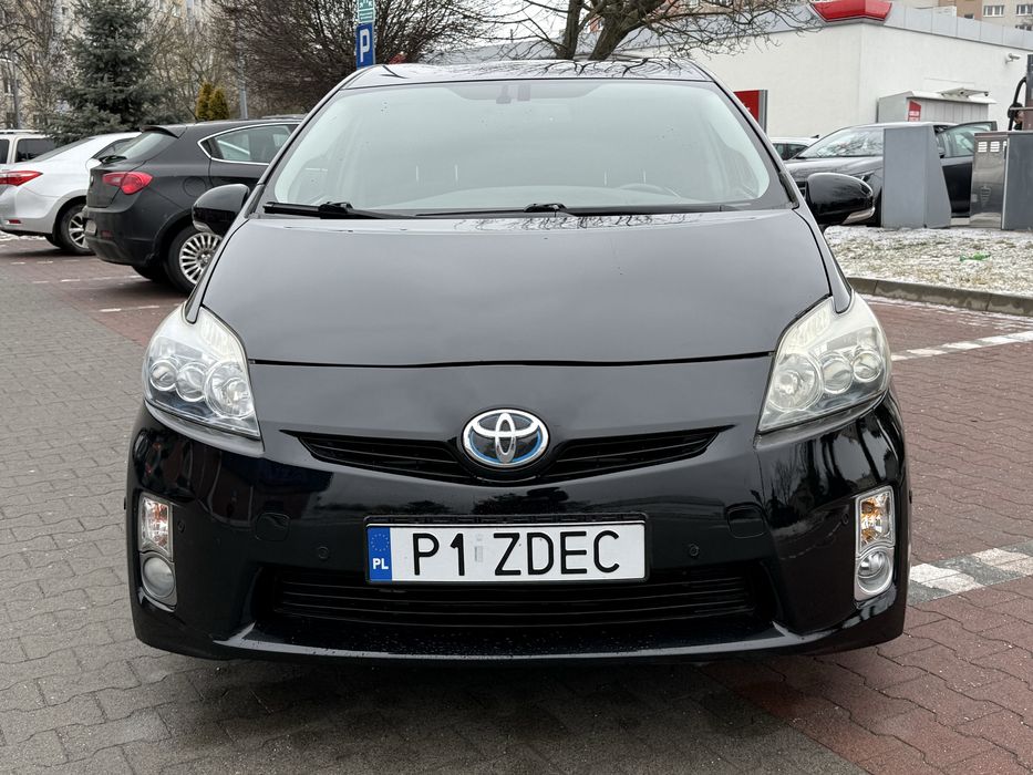 Toyota Prius 30  P1ZDEC Za 2 lata 20 000 km