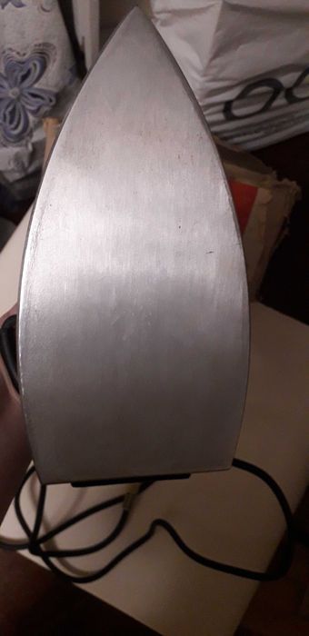 Утюг с терморегулятором СССР, гладильная доска