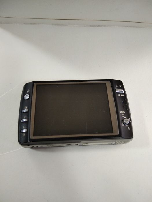 Technika SH-Z735. (Nikon)