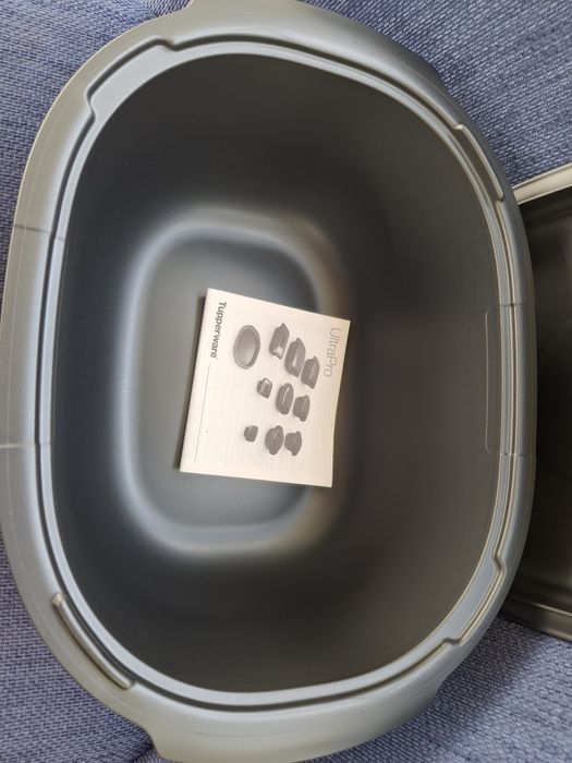 Tupperware Utra Pro 3,5 Litra plus Pokrywa 0.8 L   Nowa