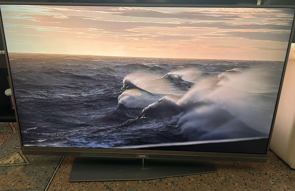 Телевізор Philips 49 дюймів