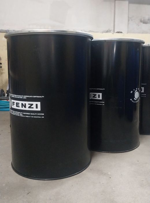 6 Barricas / Bidons 200L metal c/novos. Possibilidade de Entrega  a combinar