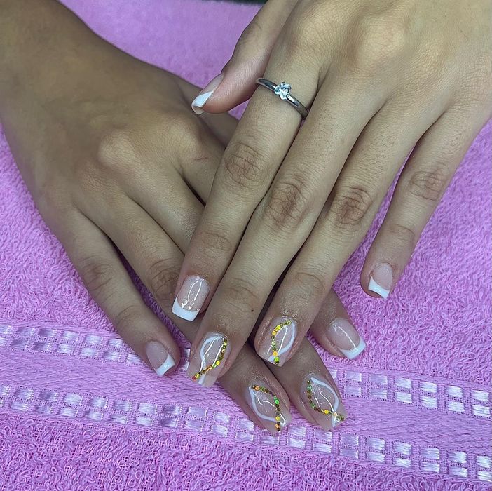 Cabelo Lavar e Secar. Manicure