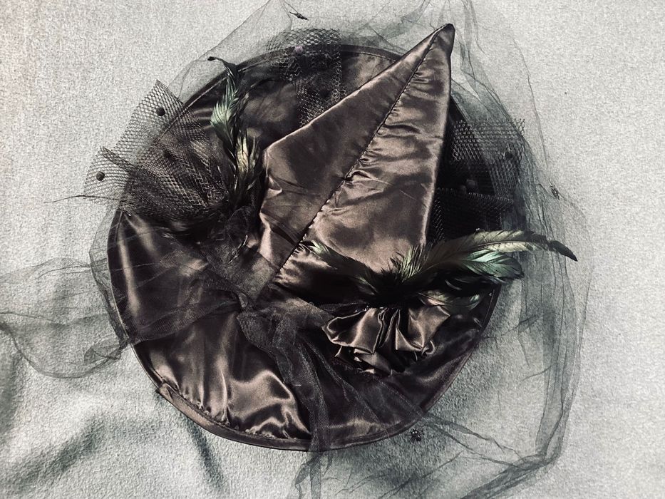 Шапка колпак на Новый год Ведьма Малифисента  Пиратка Клоунесса