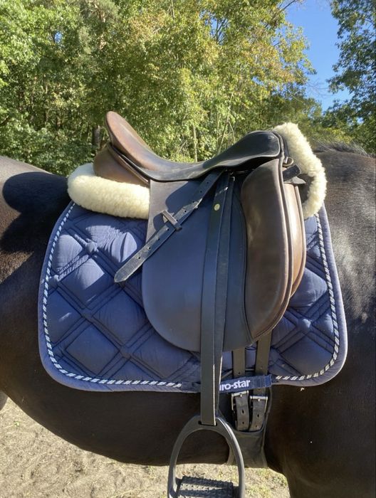 Sprzedam siodło ujezdzeniowe