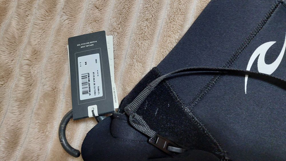 Fato de Surf Rip Curl Freelite 5/3 Black Zip (NOVO)