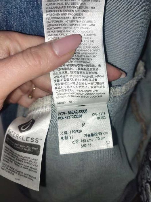 kurtka jeansowa rozm. L firmy Levi's