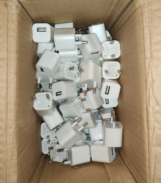 Сетевое зарядное, USB блочек, адаптер 5V 1A, кубик