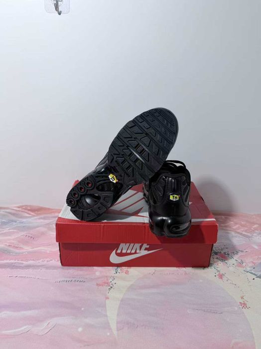 Air Max TN Plus Black R.45