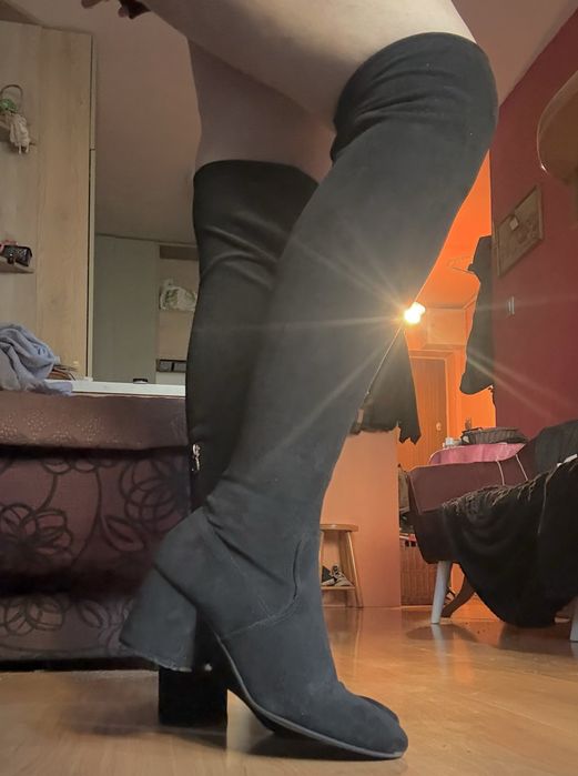 Wysokie buty na obcasie