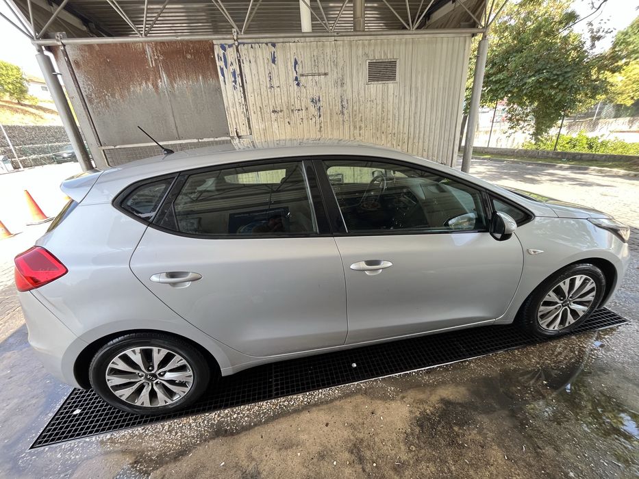 Kia Ceed 1.4 CRDi EX/2016/158.000km Diesel(ainda com garantia do Stand)