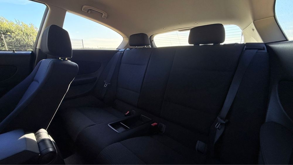 BMW 118 — fotografia 11